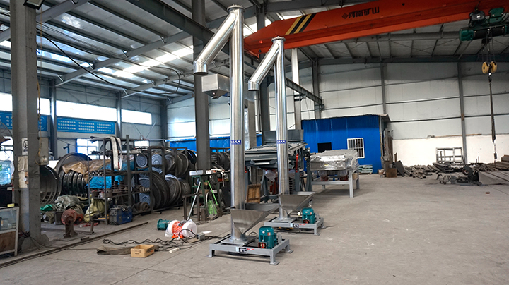 垂直螺旋送料機(jī)的3大優(yōu)勢解決物料輸送難題！